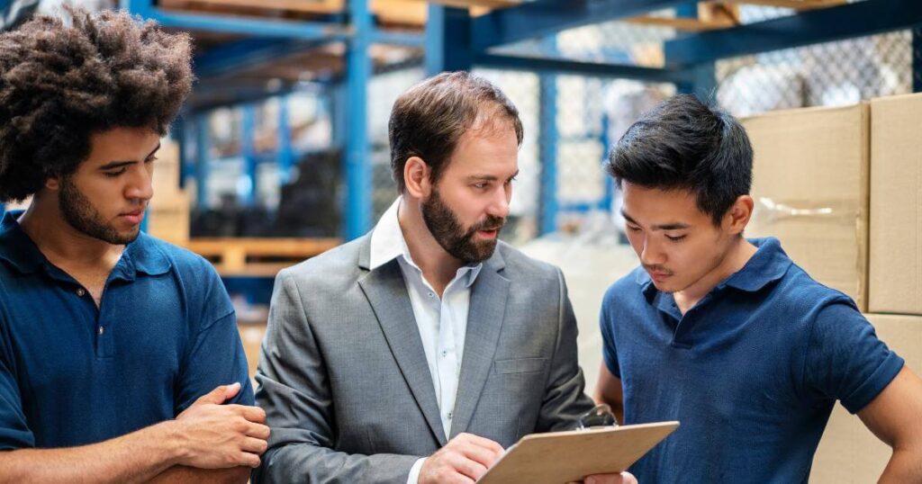 temporary employees talking to supervisor on first day